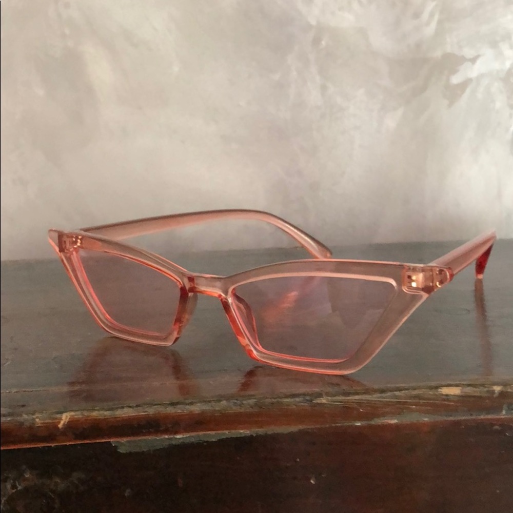 Cat Eye Tiny Sunglasses (FREE WITH BUNDLE)